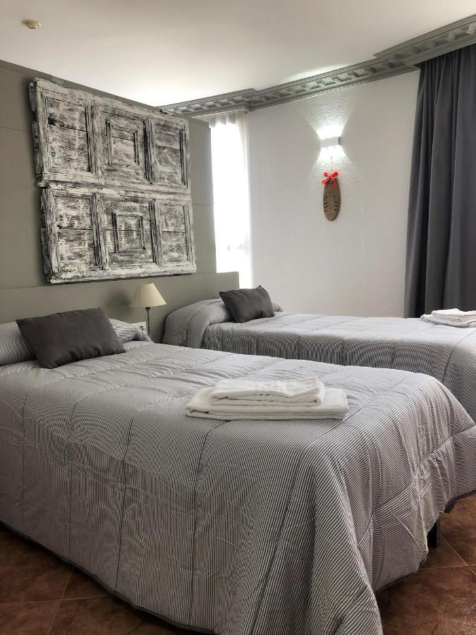 Apartamentos Los Angeles Alcaniz Exterior foto